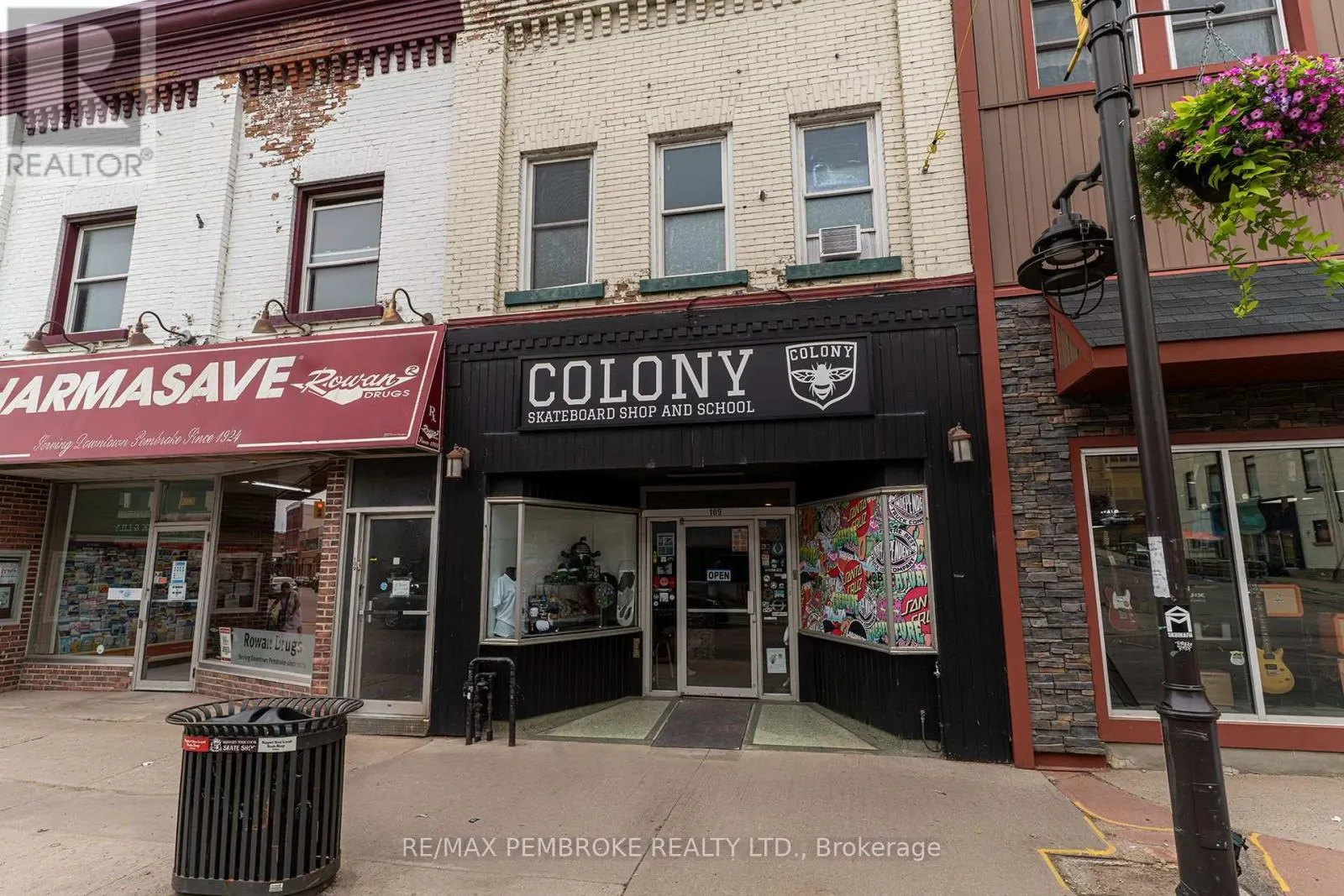 109 PEMBROKE STREET W