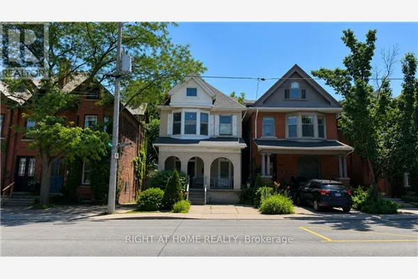 317 QUEEN STREET S