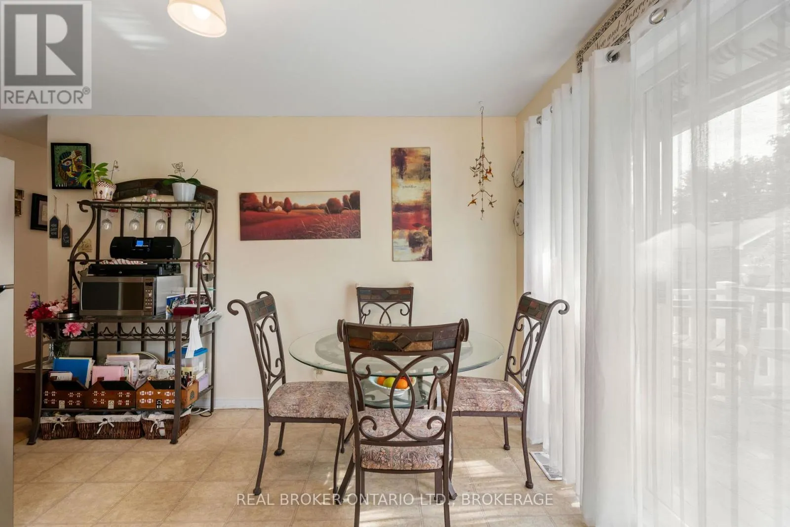 6287 GRAHAM COURT
