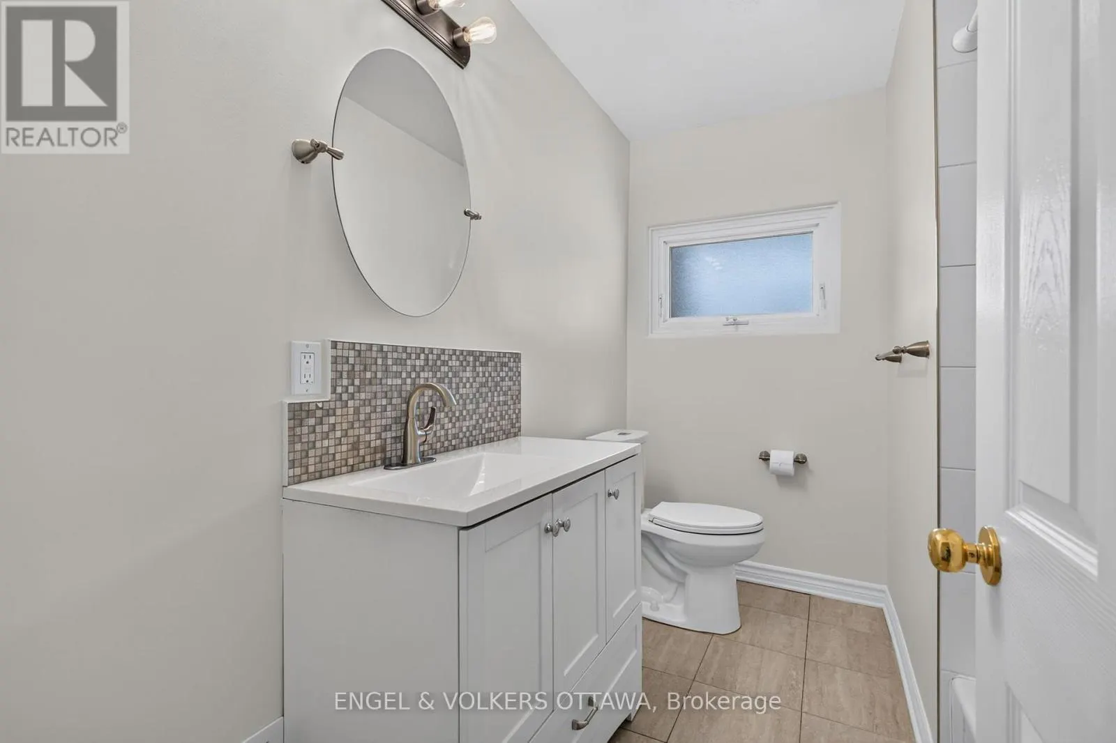 2439-2445 ALTA VISTA DRIVE