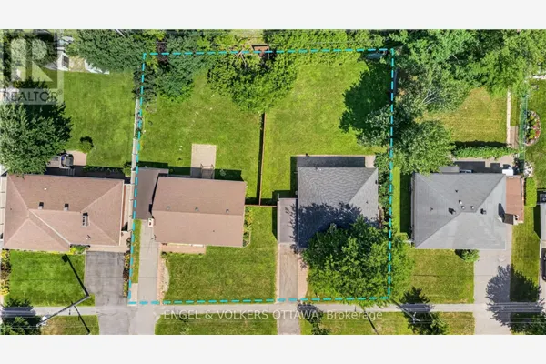 2439-2445 ALTA VISTA DRIVE