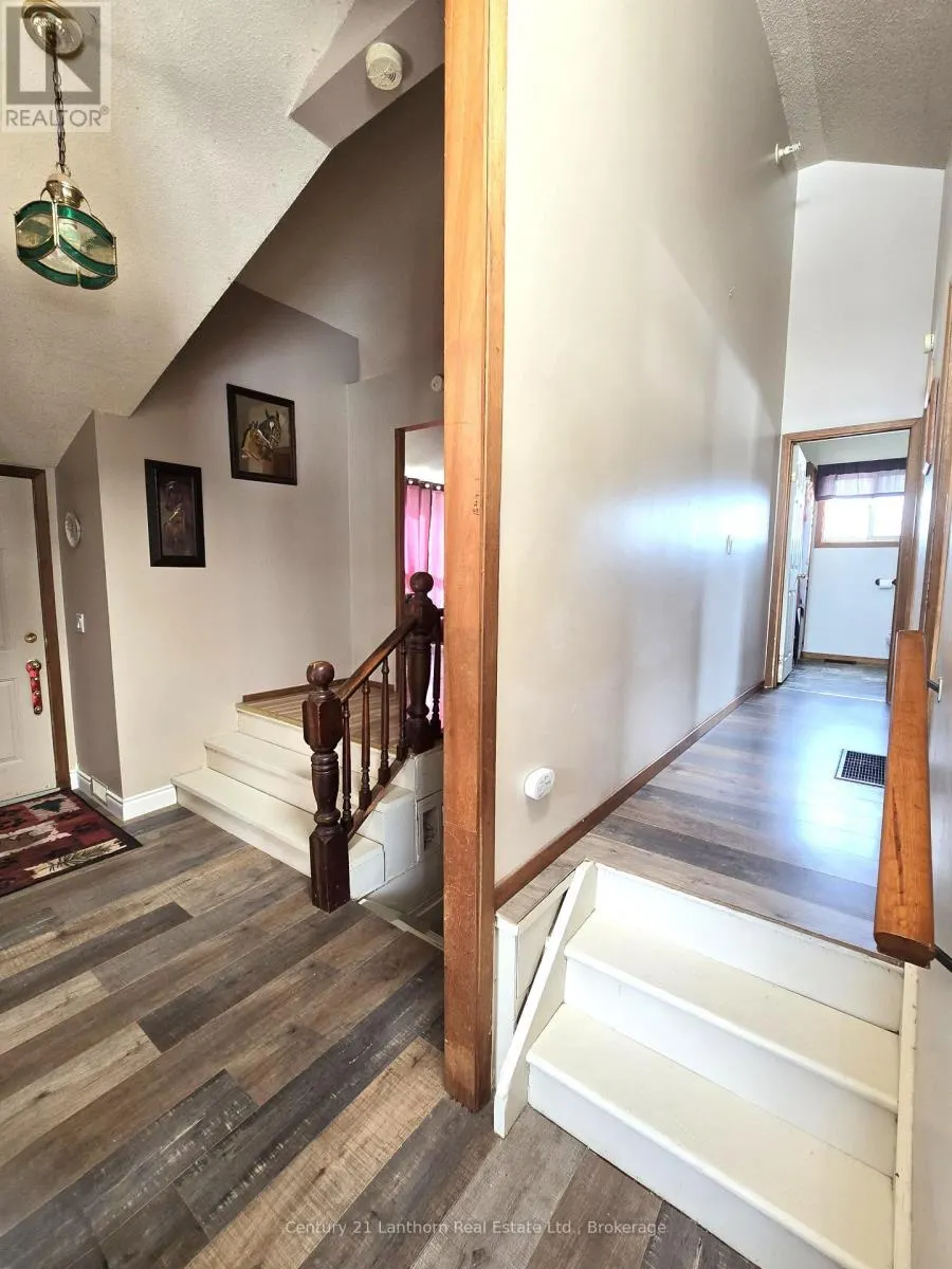 2147 MARLBANK ROAD