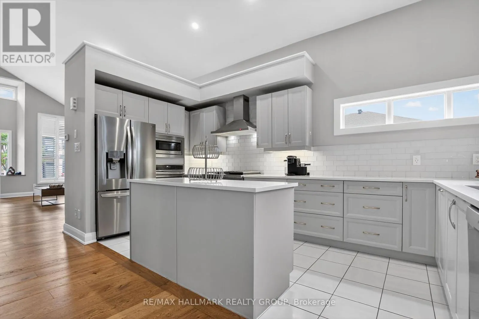 341 SERENADE CRESCENT