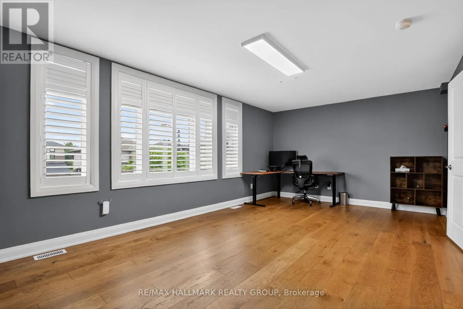 341 SERENADE CRESCENT
