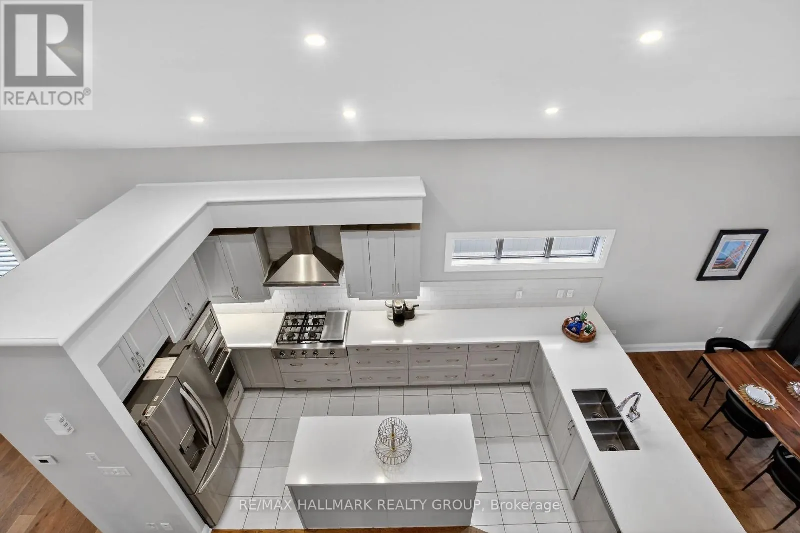 341 SERENADE CRESCENT
