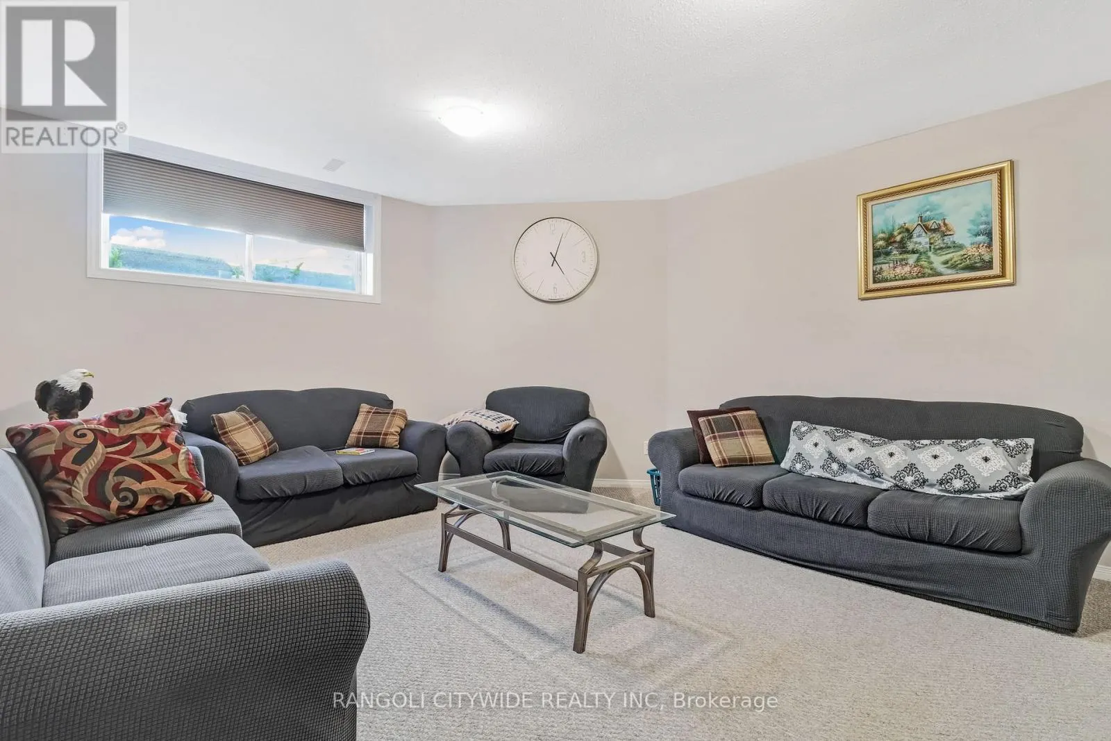 5962 PINEGLADE CRESCENT