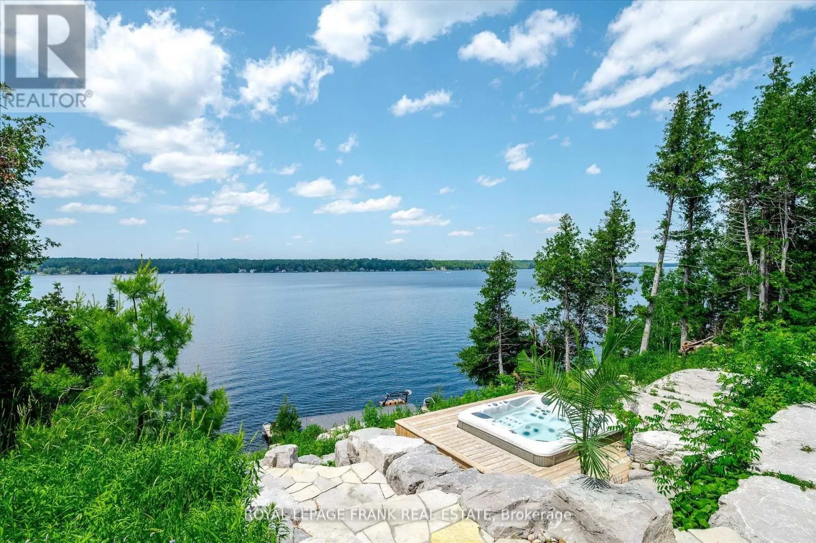 910 BIRCHVIEW ROAD