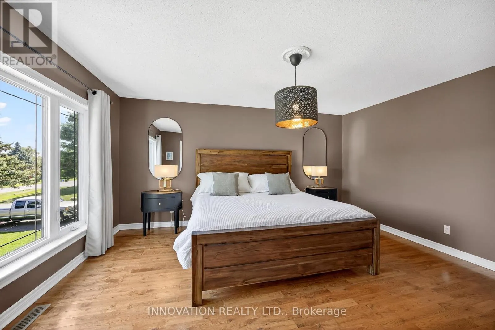 5558 SOUTH ISLAND PARK DRIVE