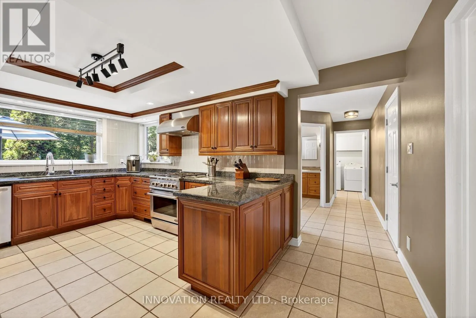 5558 SOUTH ISLAND PARK DRIVE