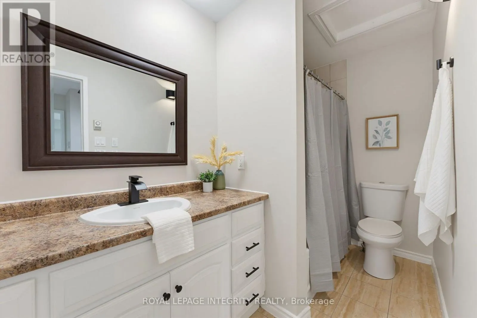 36 - 3415 UPLANDS DRIVE