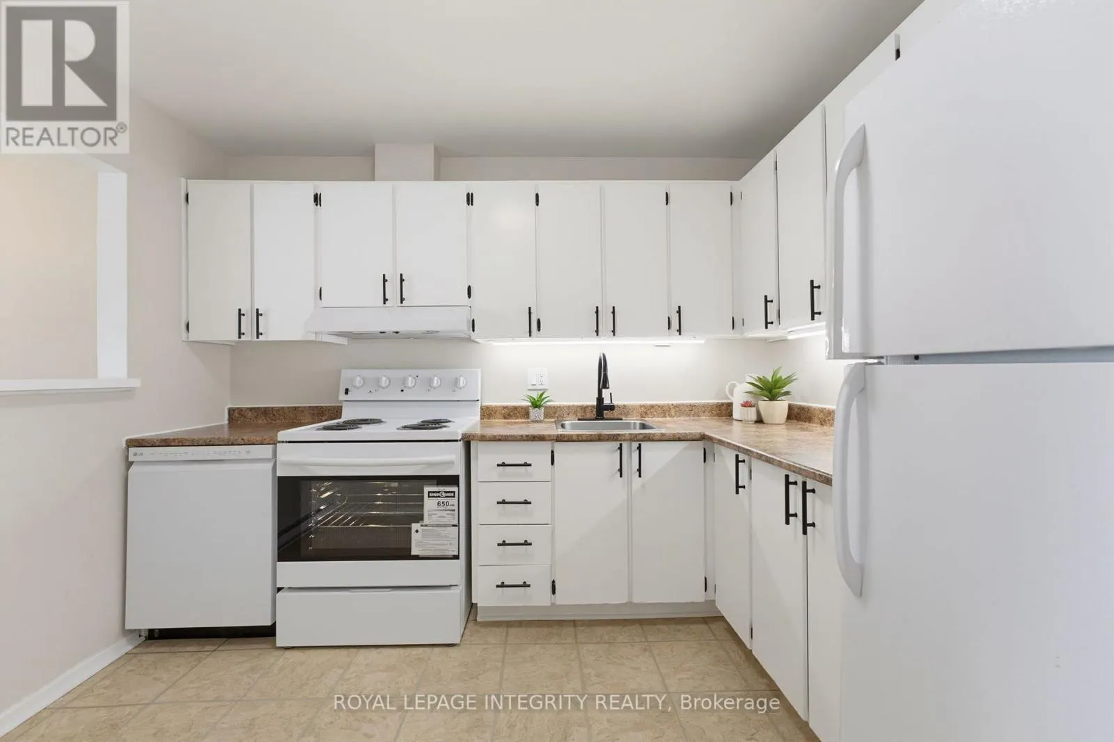 36 - 3415 UPLANDS DRIVE