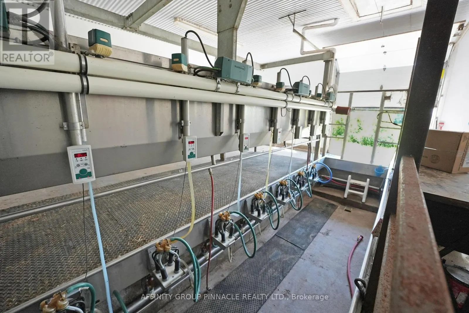 720 MORTON LINE