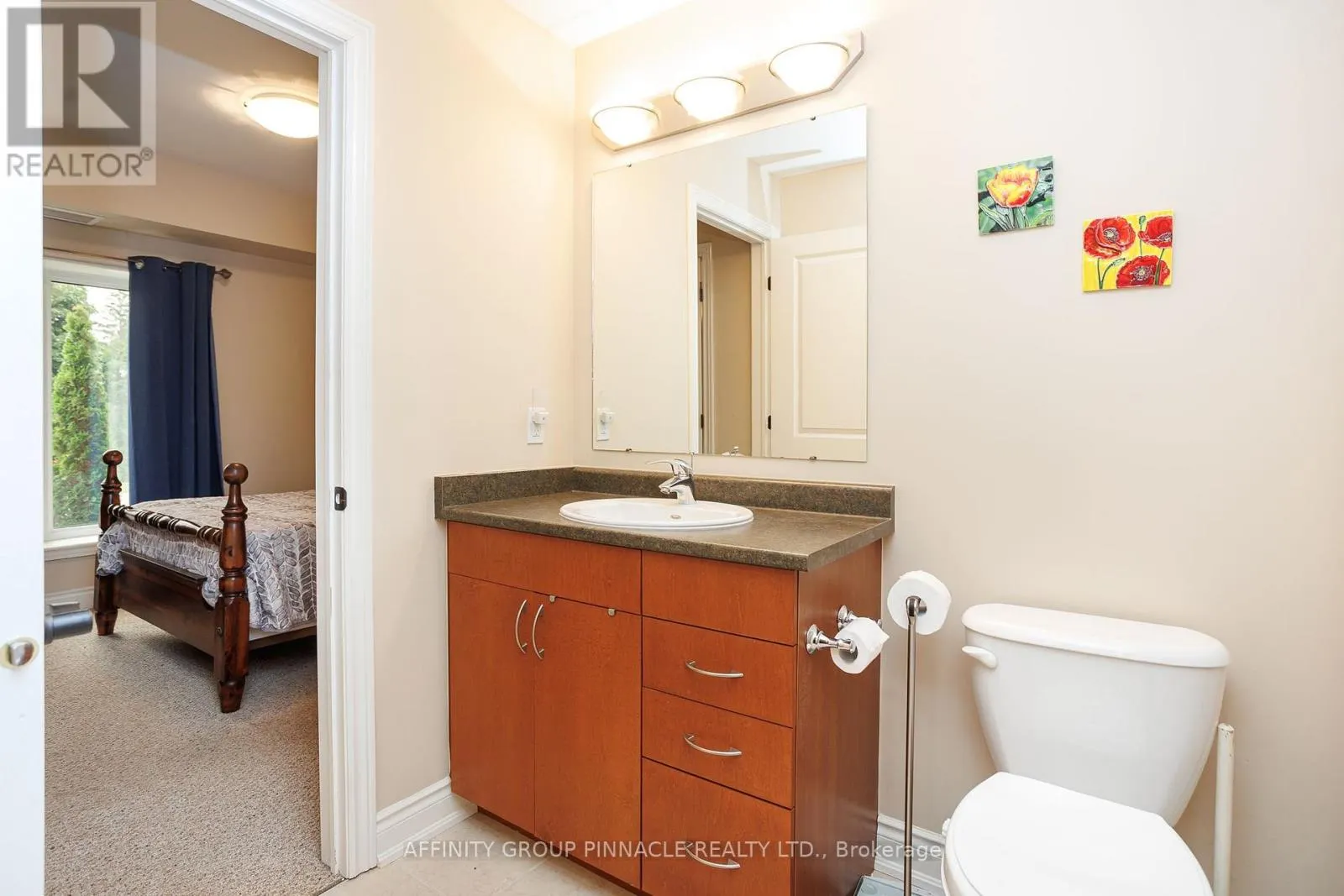 105 - 94 FRANCIS STREET W #105