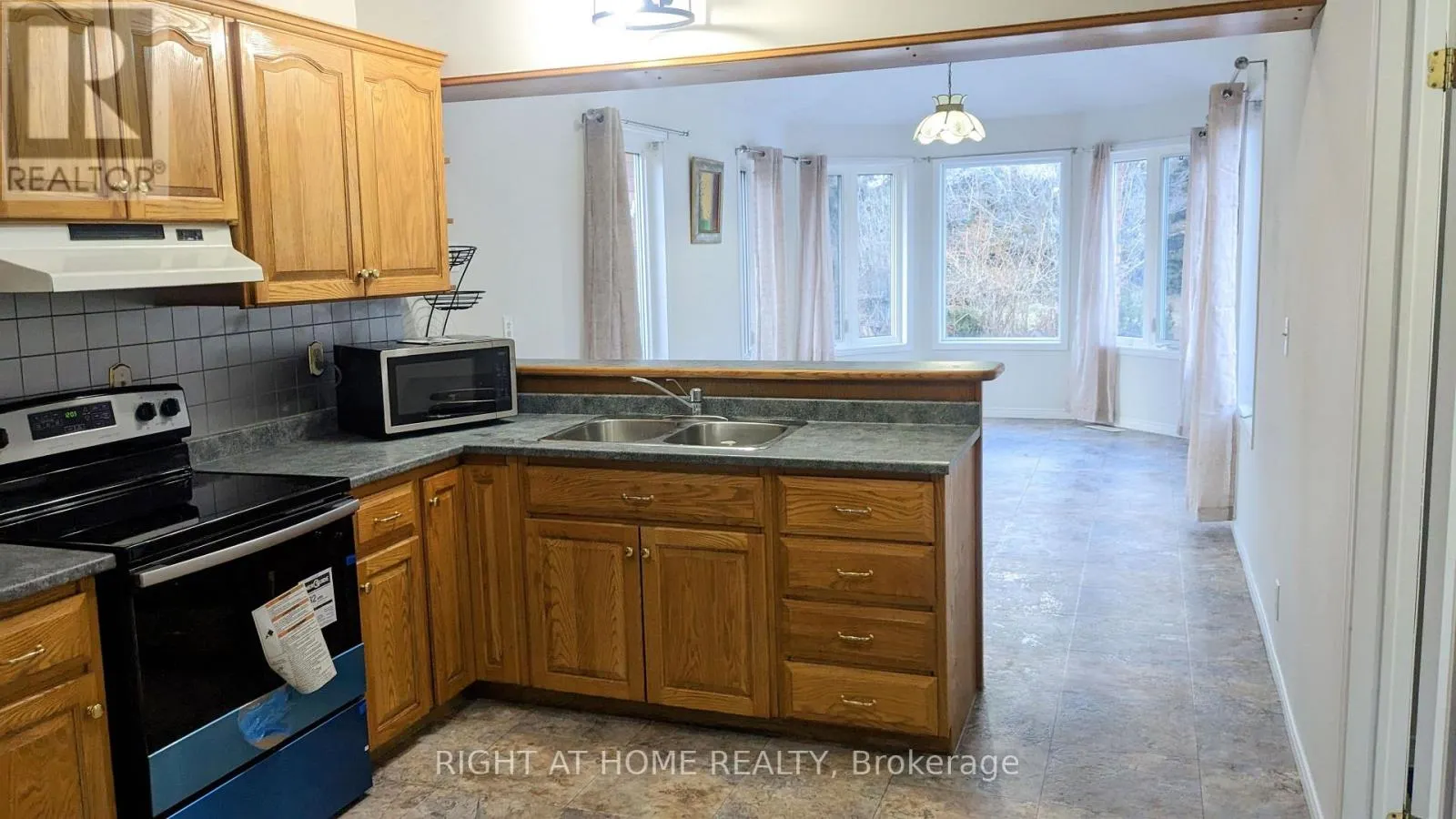 1258 STACEY ROAD
