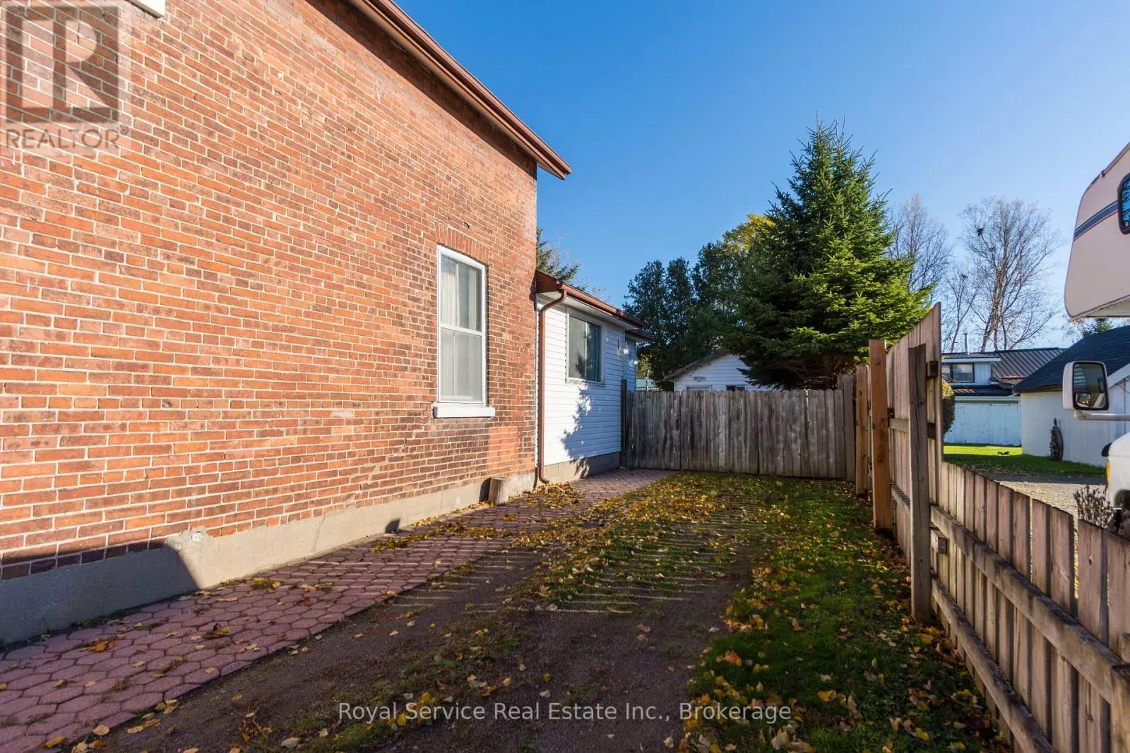 370 DIVISION STREET