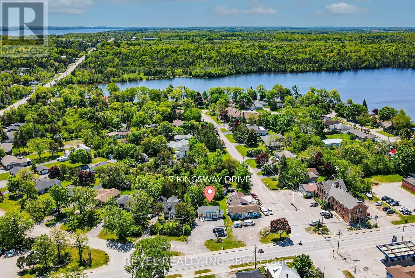 7 KINGSWAY DRIVE