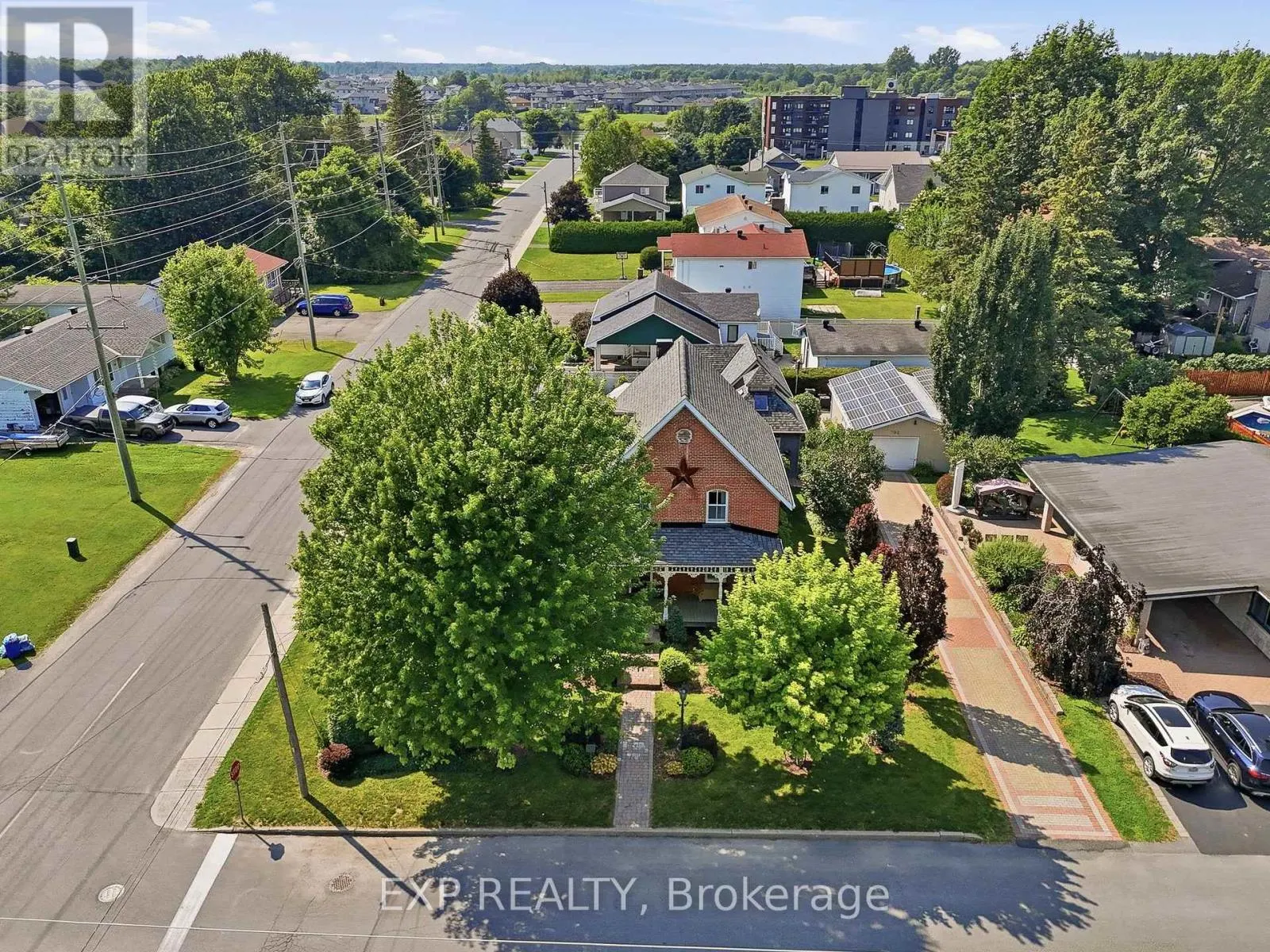 702 DOLLARD STREET