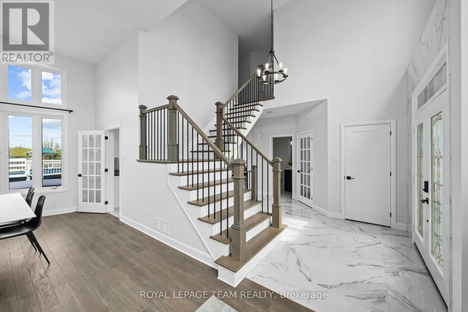 6936 MARY ANNE DRIVE