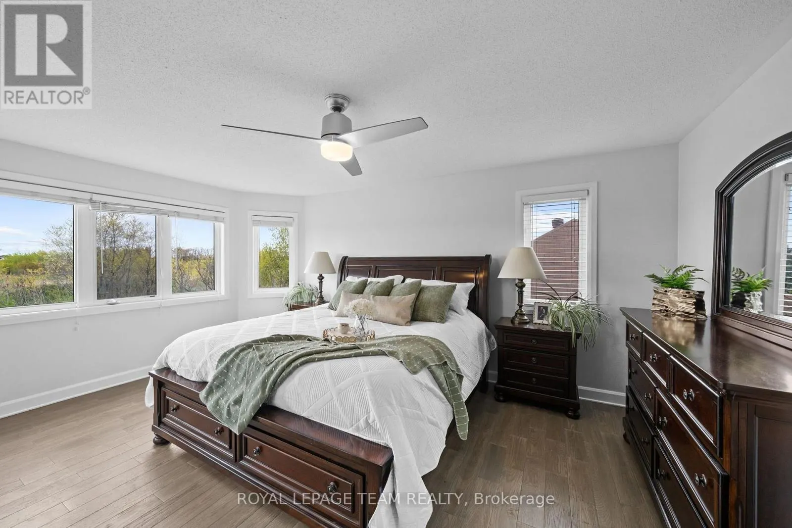 6936 MARY ANNE DRIVE