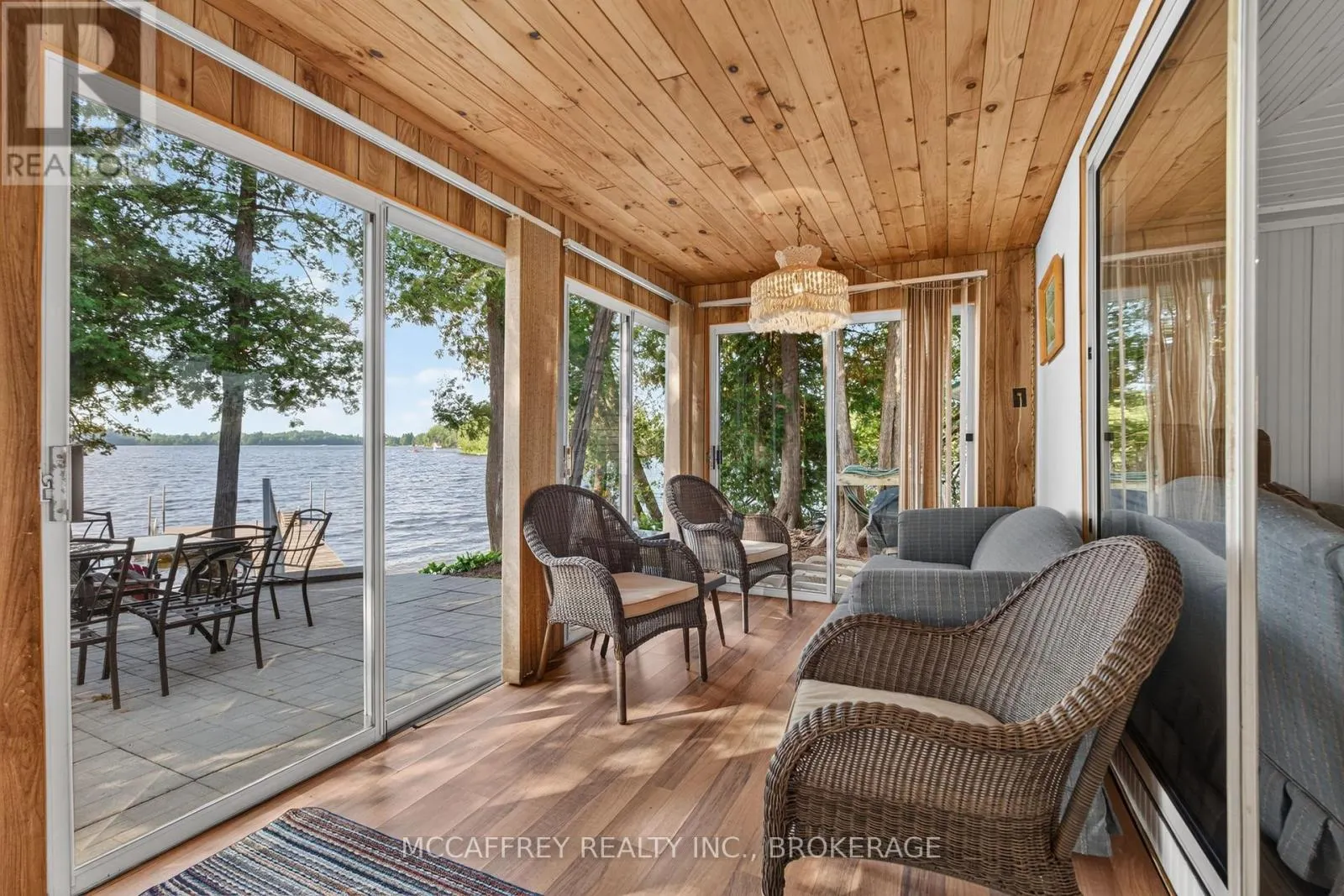 96 ISLANDVIEW LANE