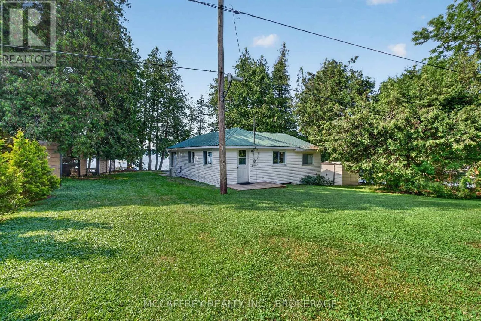 96 ISLANDVIEW LANE