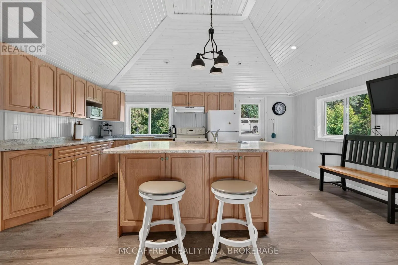96 ISLANDVIEW LANE