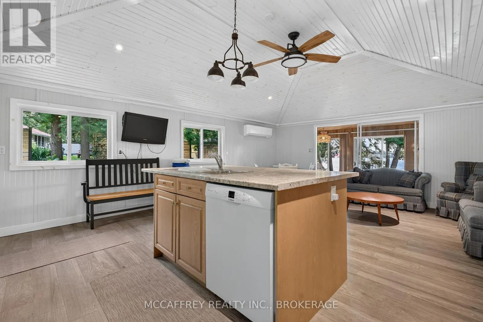 96 ISLANDVIEW LANE