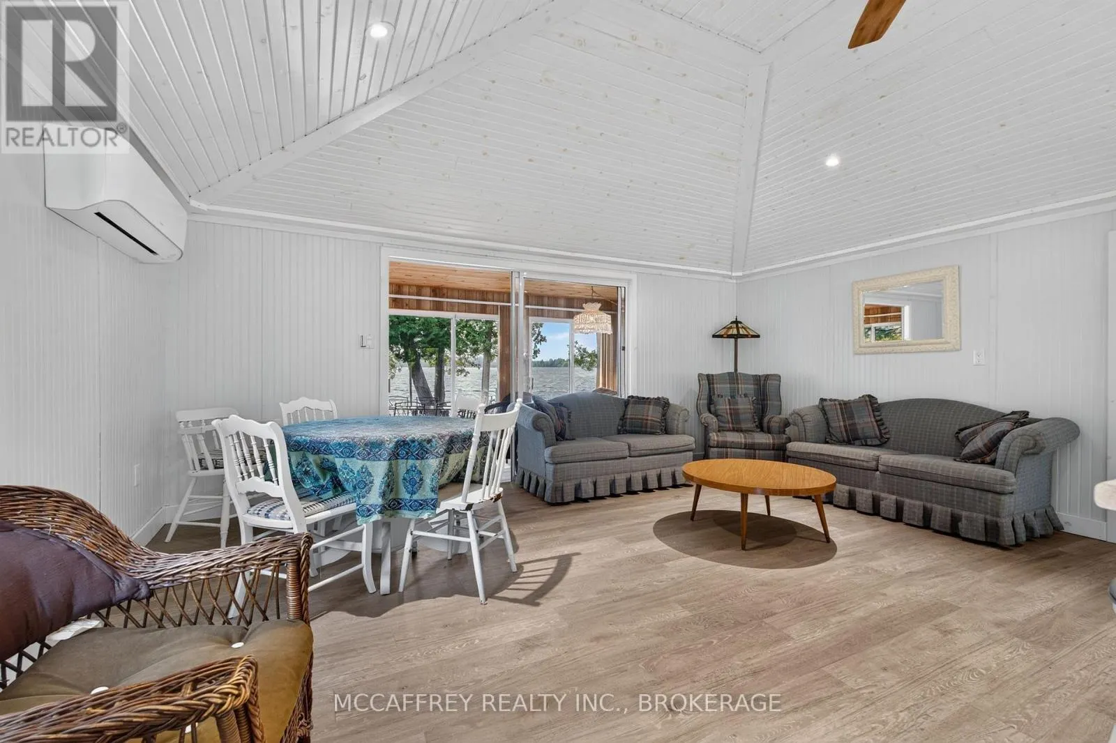 96 ISLANDVIEW LANE
