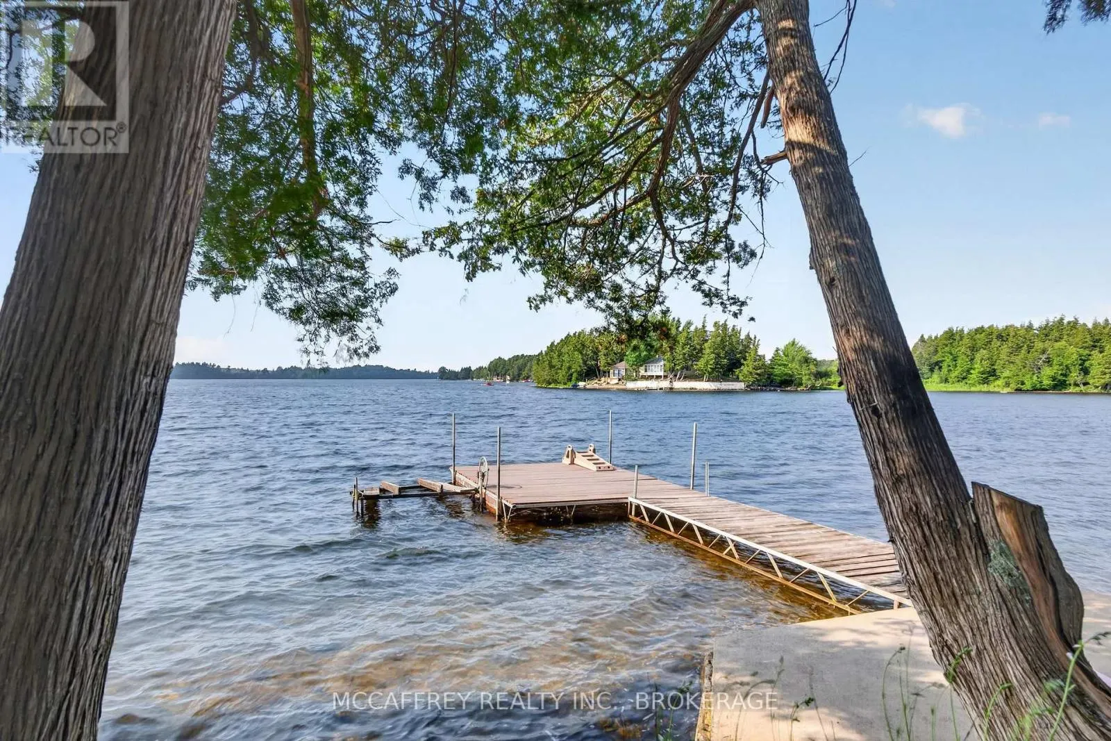 96 ISLANDVIEW LANE