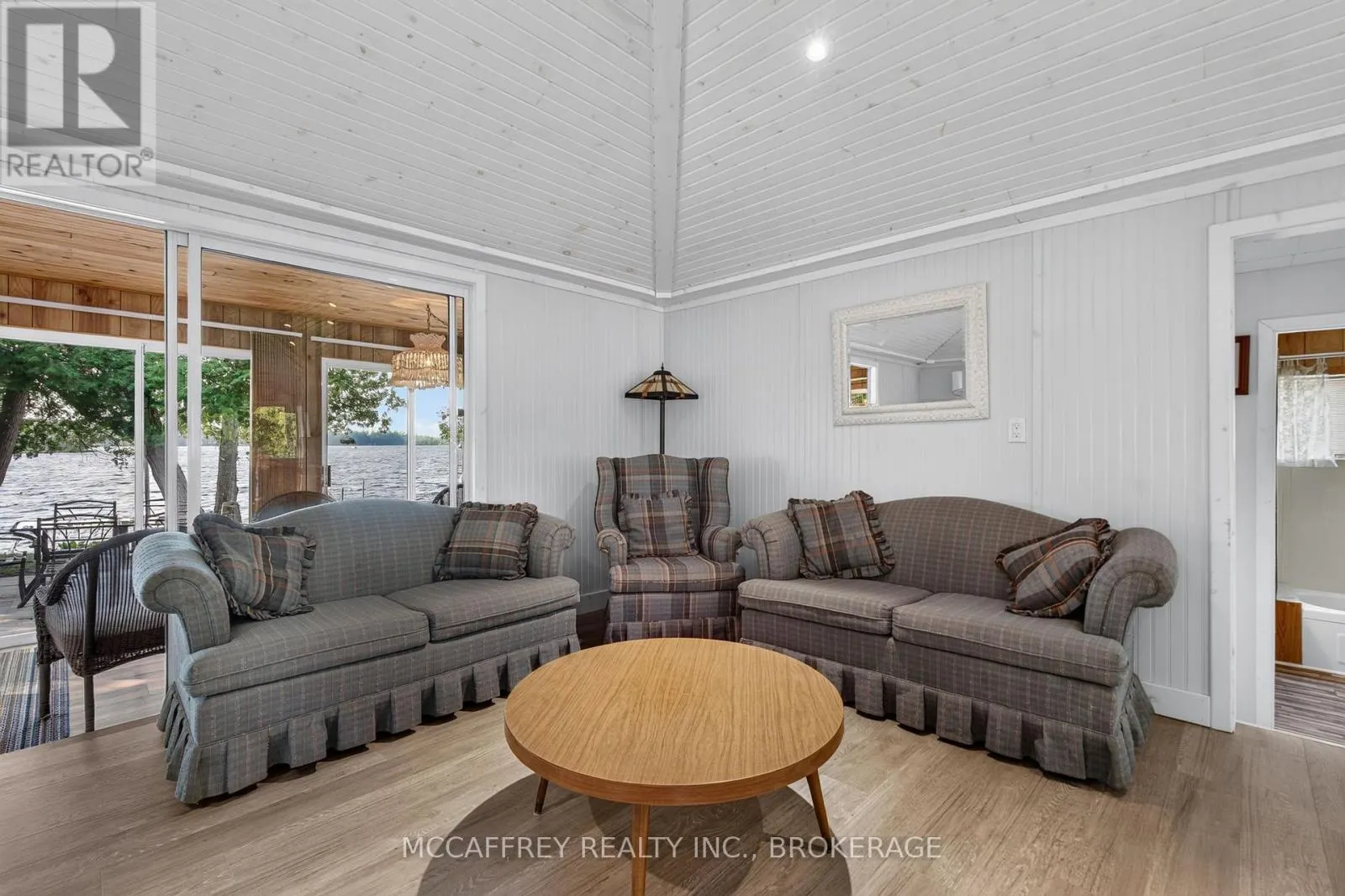 96 ISLANDVIEW LANE