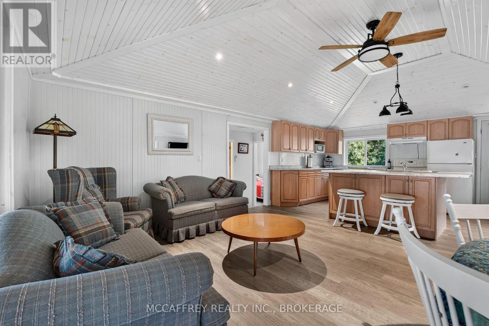96 ISLANDVIEW LANE