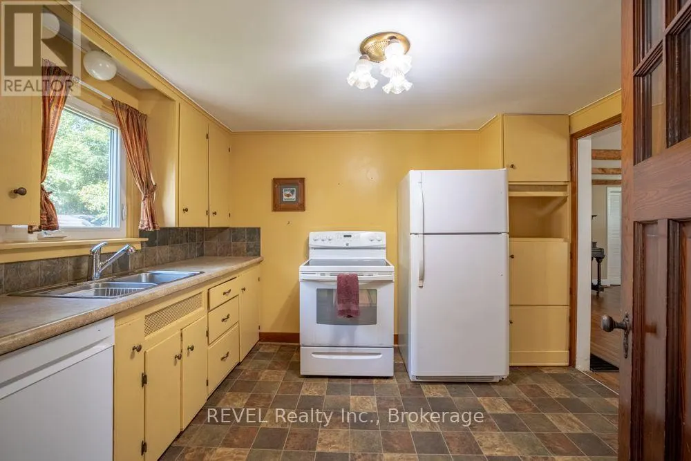 247 NICOLAS ROAD