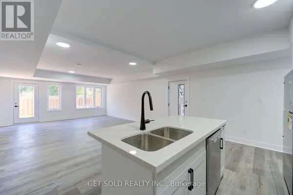 7 - 6701 THOROLD STONE ROAD