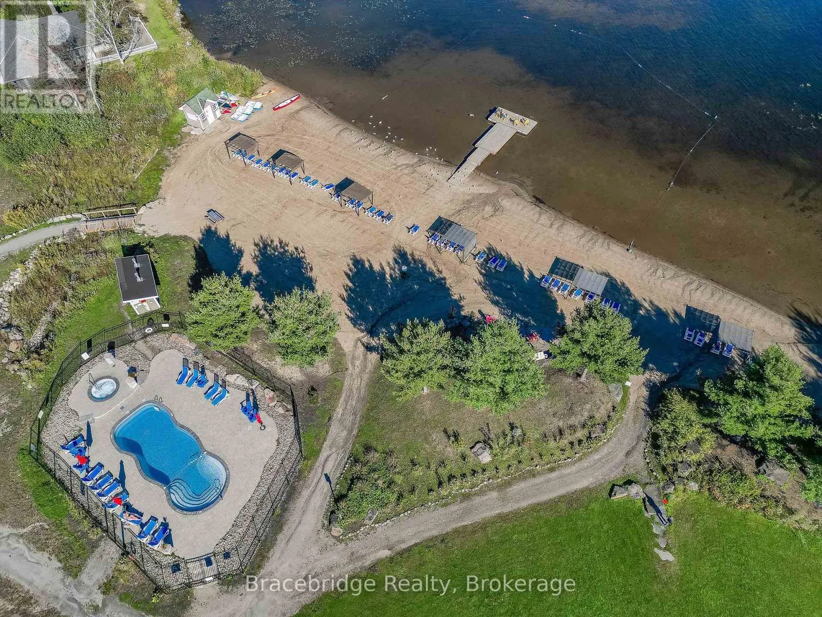 L209-C1 - 1869 MUSKOKA RD 118 HIGHWAY W #L209-C1