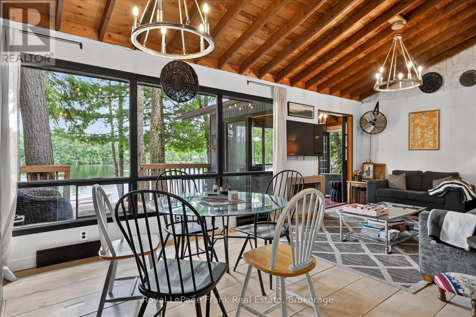442 ISLAND 7 STONEY LAKE