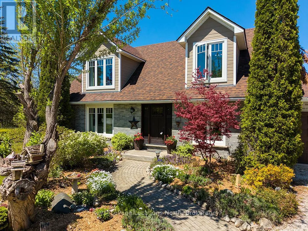 248 ST. VINCENT CRESCENT