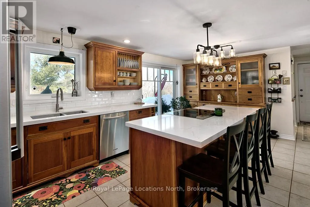 248 ST. VINCENT CRESCENT