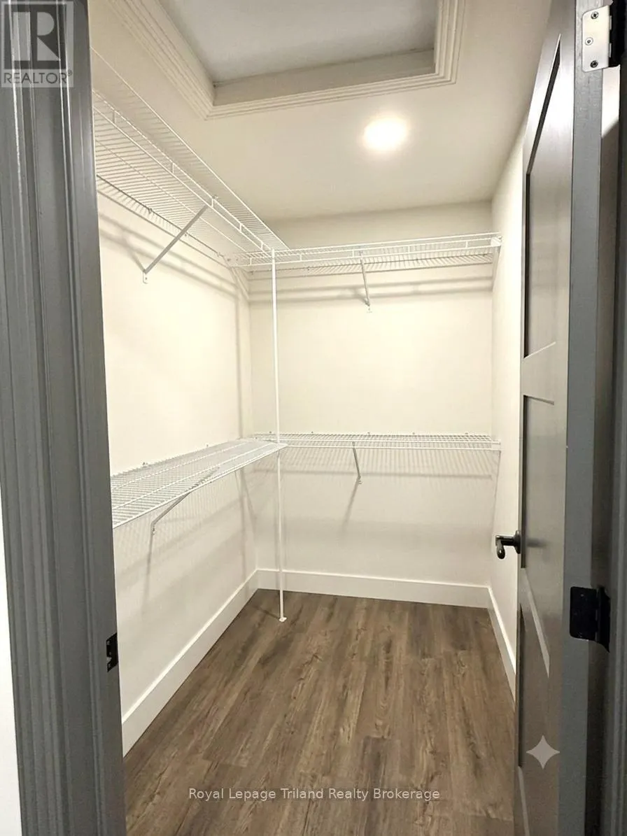75 TRAILVIEW DRIVE