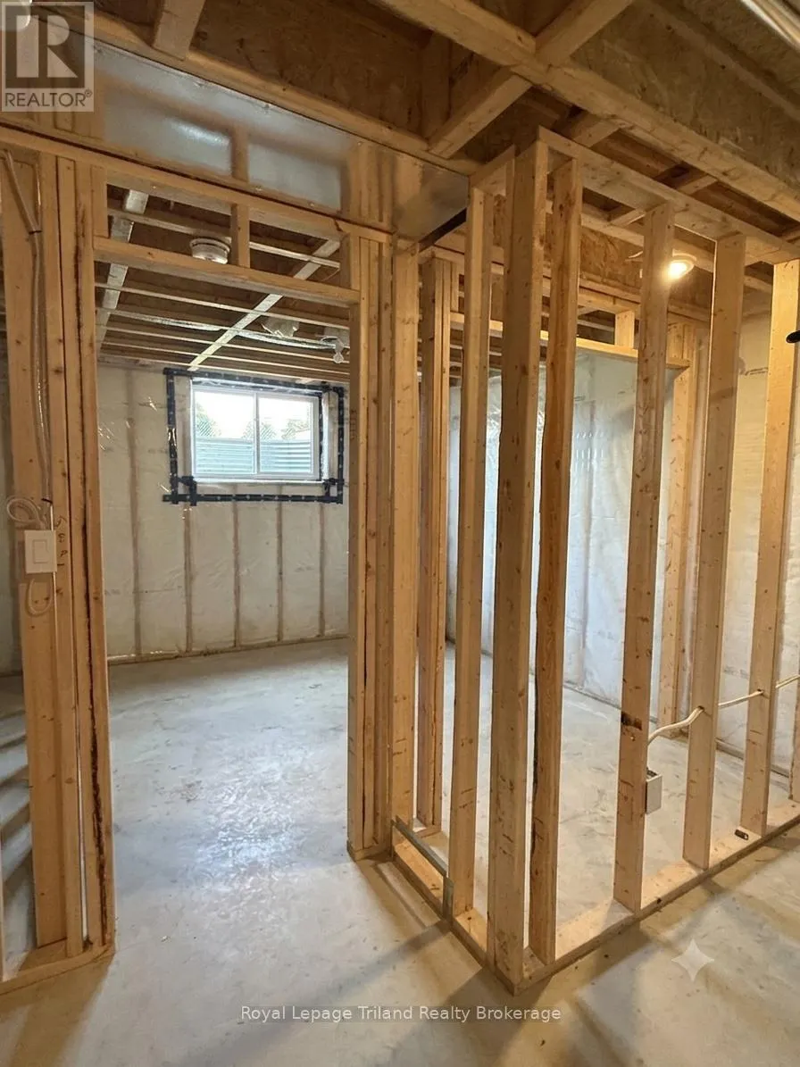 75 TRAILVIEW DRIVE