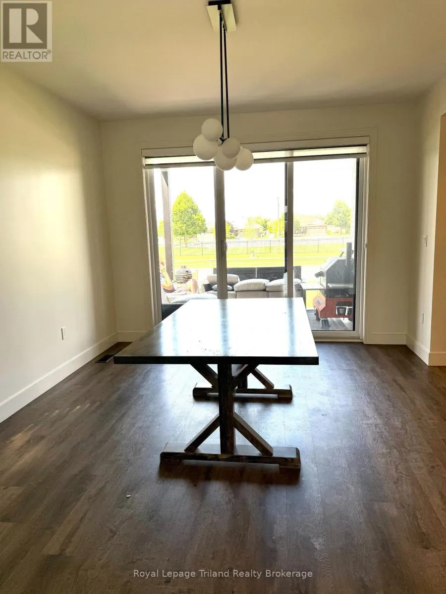 75 TRAILVIEW DRIVE
