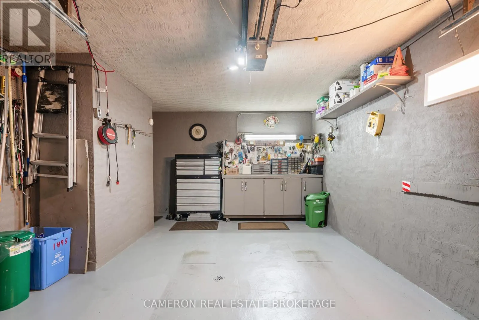 1495 SECOND STREET E
