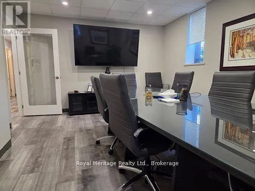 3C - 17 QUEEN STREET #3C