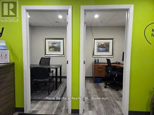 3C - 17 QUEEN STREET #3C