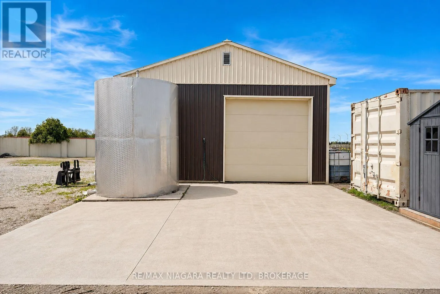 410 COUNTY RD 50 ROAD W