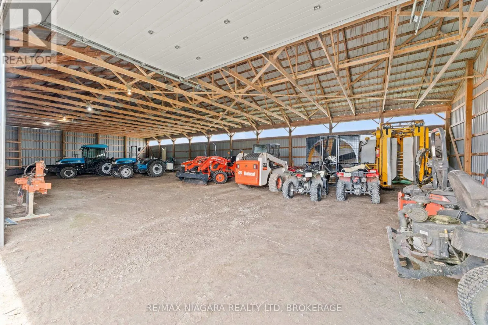 410 COUNTY RD 50 ROAD W