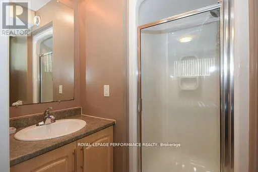 37 AND 35A CLOVERLOFT COURT
