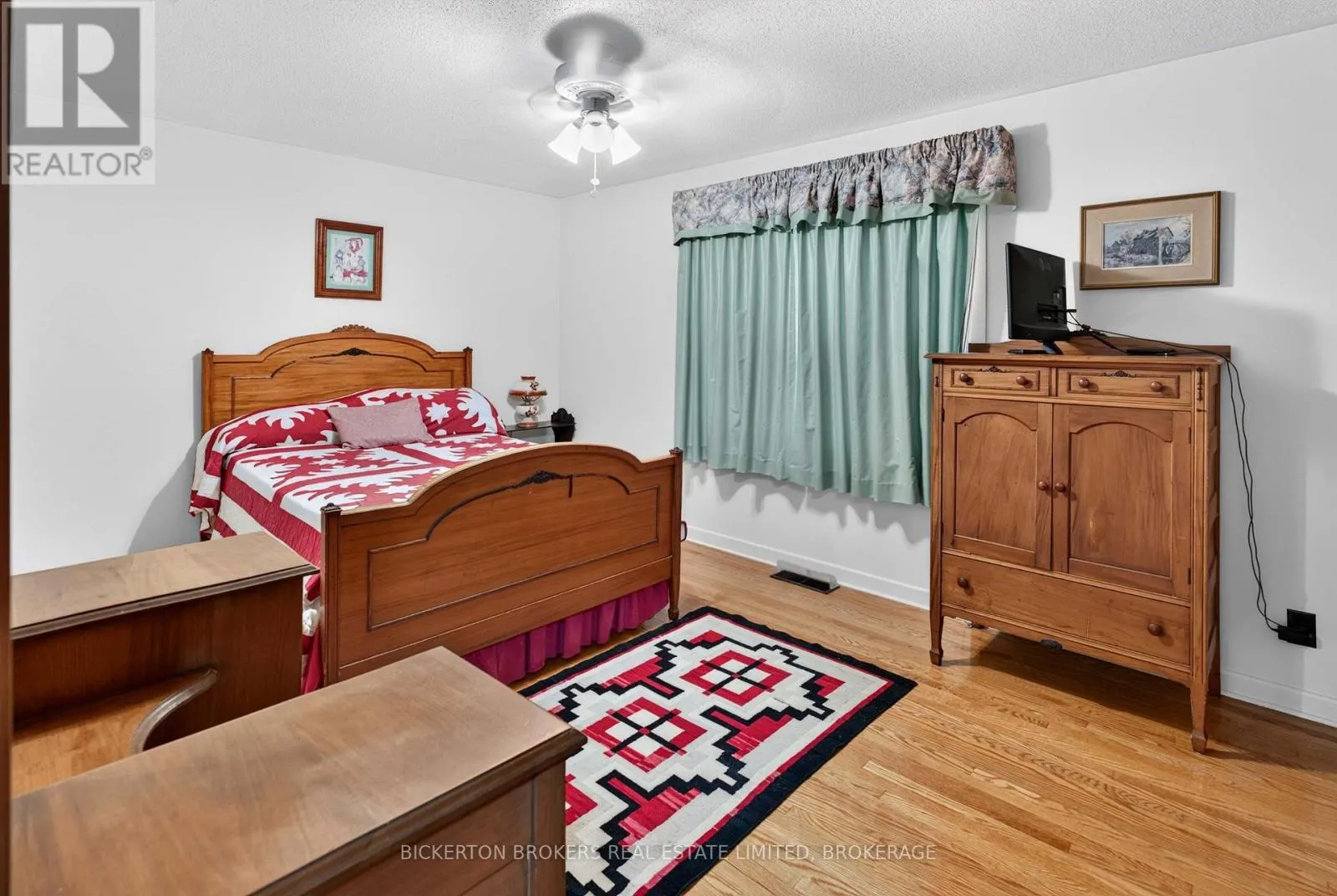 160 ELMWOOD DRIVE