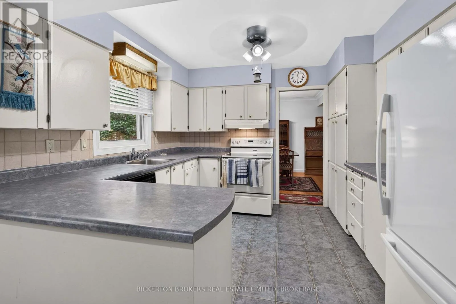 160 ELMWOOD DRIVE