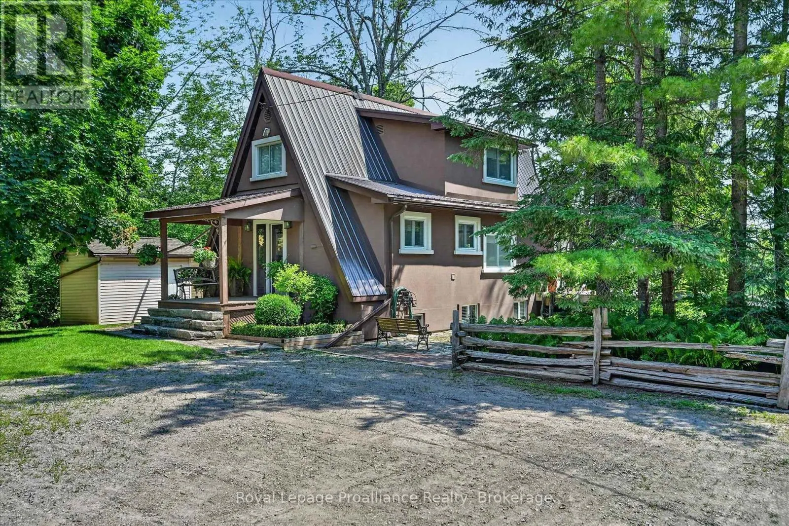 551 & 565 COONEY ISLAND ROAD