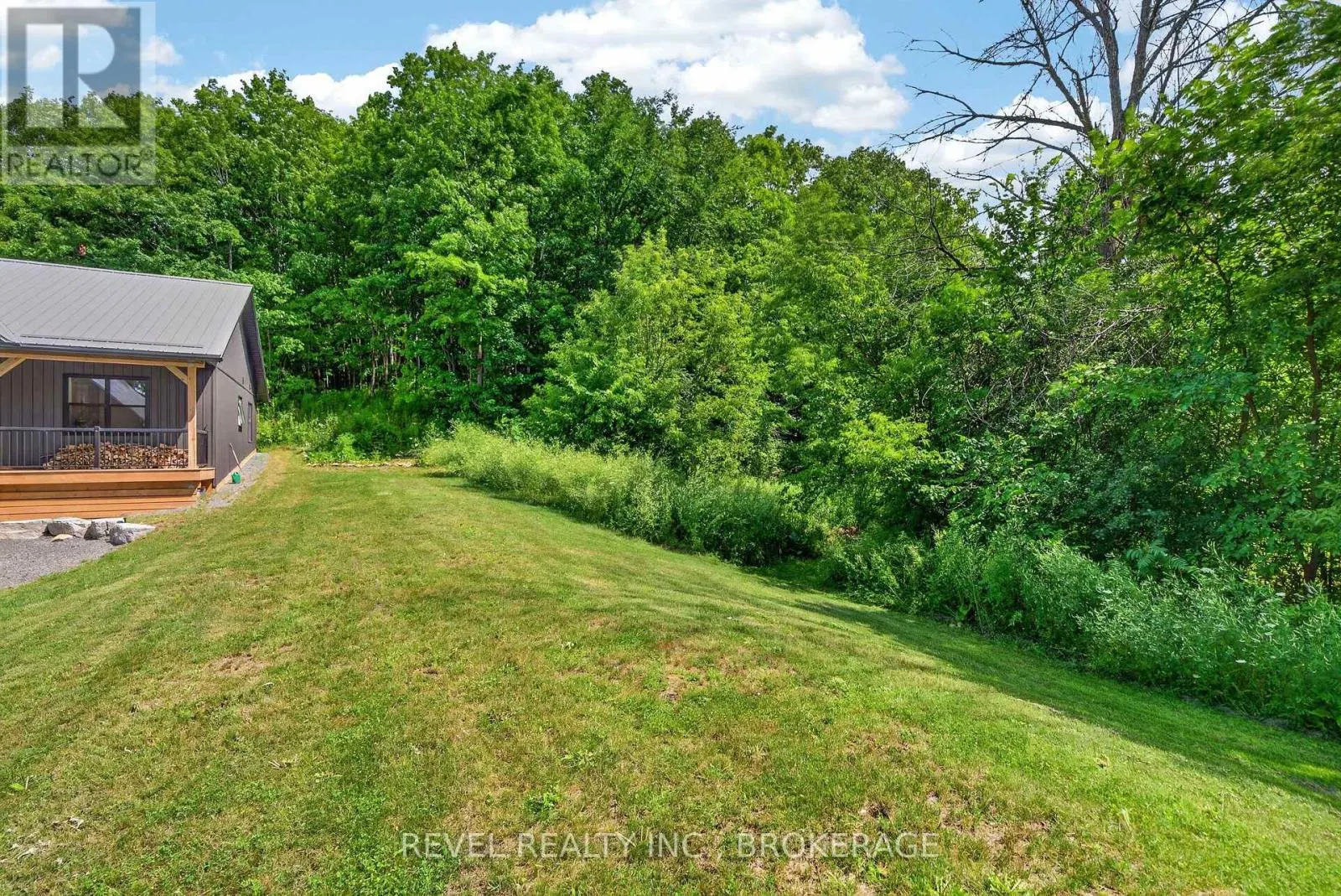 106 LONG POINT ROAD